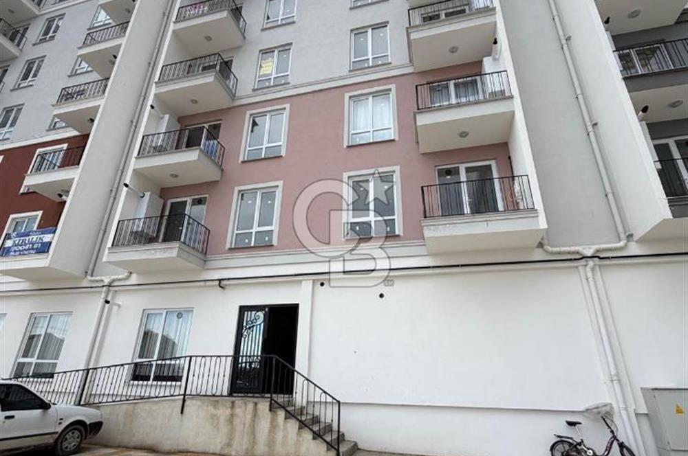 CUMHURİYET MAHALLESİNDE KİRALIK 1+1 DAİRE 