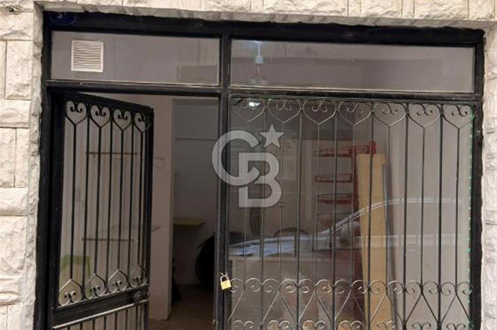 BOSTANLI MERKEZ'DE 15M2 SATILIK DÜKKAN