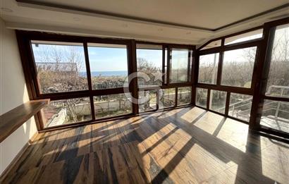 Marmara Ereğlisi Satık Havuzlu Deniz Manzaralı 3 Katlı Villa