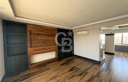 Marmara Ereğlisi Satık Havuzlu Deniz Manzaralı 3 Katlı Villa