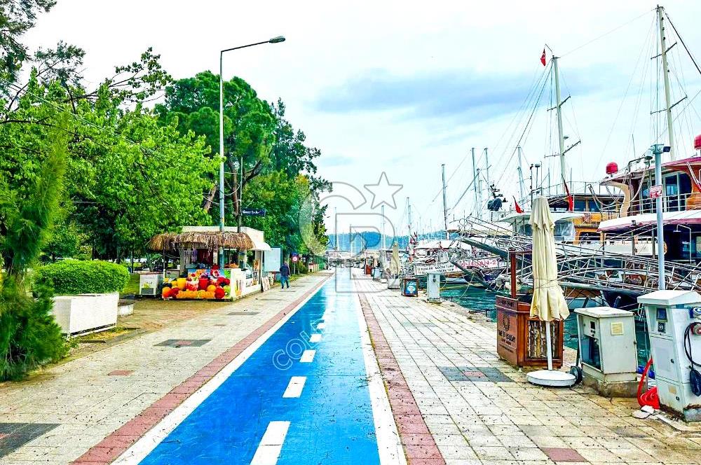 Fethiyenin En Değerli & Gözde Lokasyonunda Devren Kiralık Mağaza