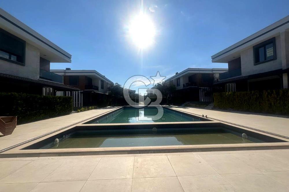 KEMAL BEY CİTY'DE 3+1 SATILIK VİLLA