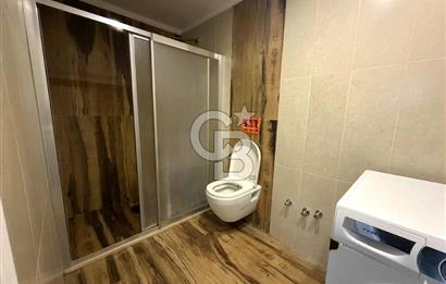 Marmara Ereğlisi Satık Havuzlu Deniz Manzaralı 3 Katlı Villa