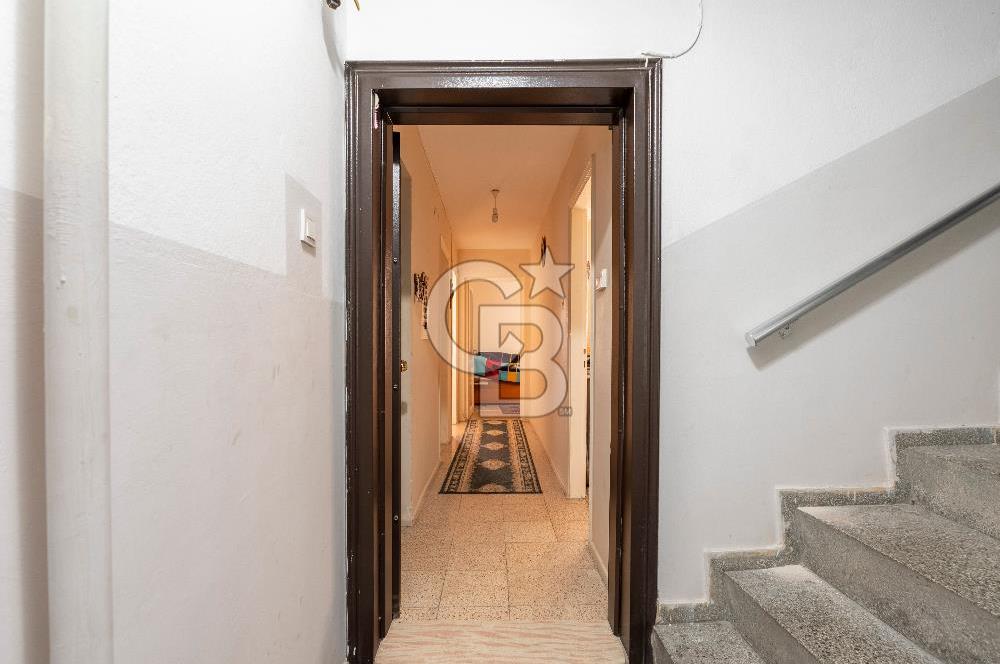 Karşıyaka Alaybey'de Satılık Güney Cephe 3+1 Daire