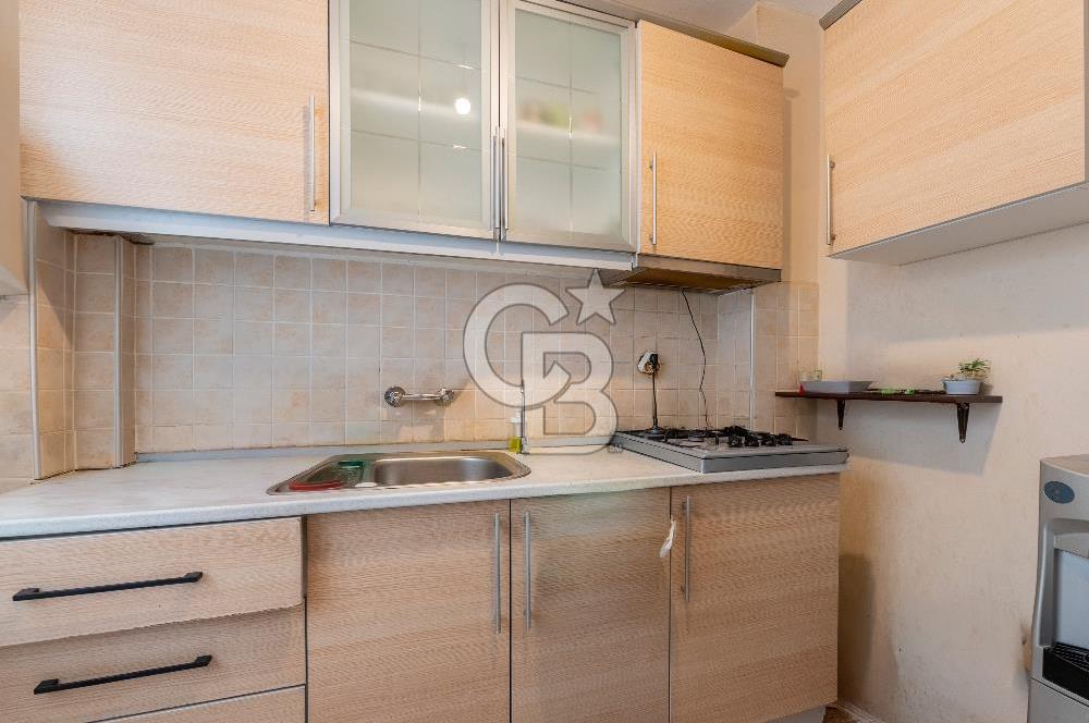 Karşıyaka Alaybey'de Satılık Güney Cephe 3+1 Daire