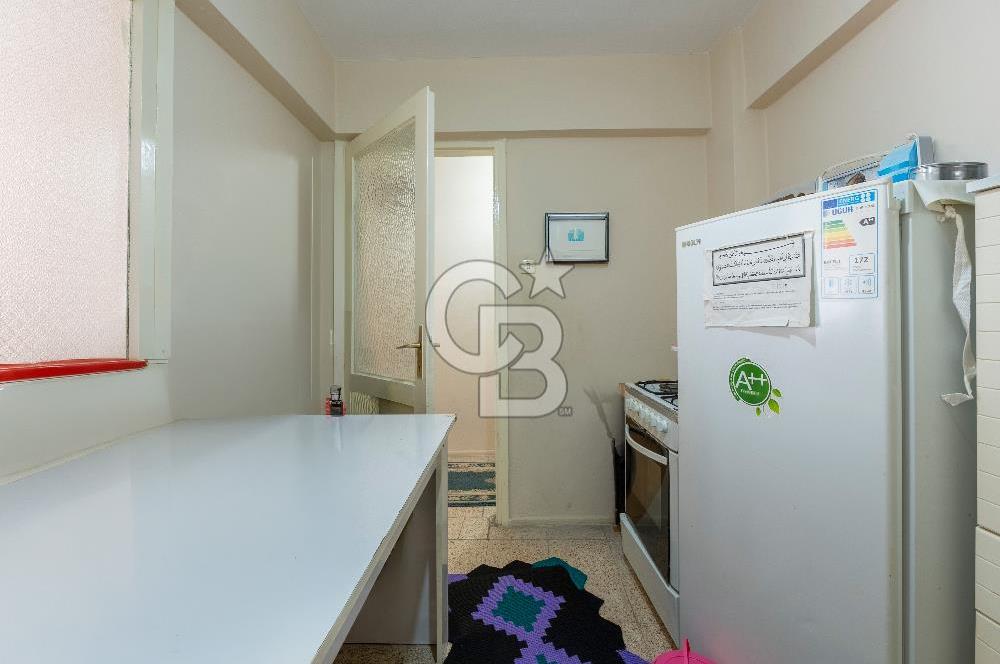 Karşıyaka Alaybey'de Satılık Güney Cephe 3+1 Daire