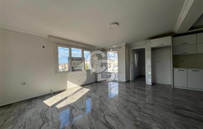 Merkeze Yakın, Manzaraya Komşu Özel Bir 1+1