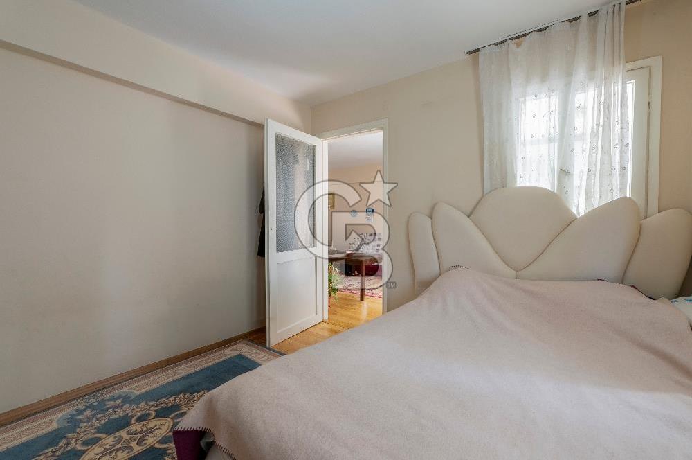 Karşıyaka Alaybey'de Satılık Güney Cephe 3+1 Daire