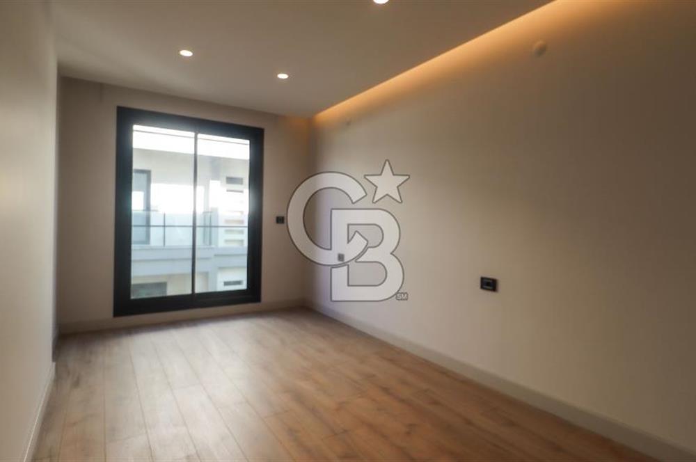 Güzelbahçe Maltepe Denize 50m Satılık 3+1 Ultra Lüks Daire