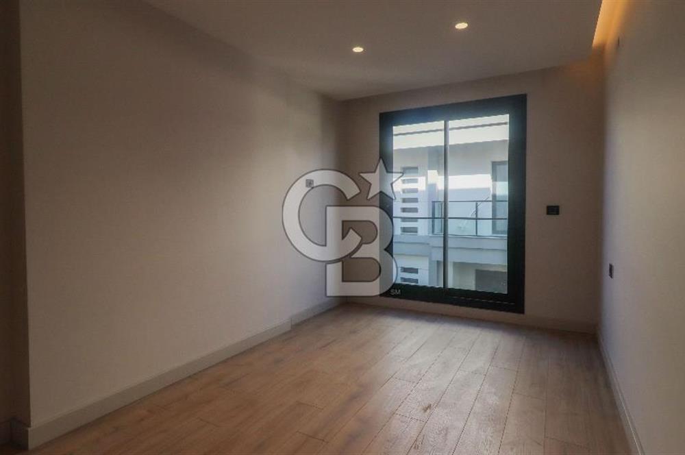 Güzelbahçe Maltepe Denize 50m Satılık 3+1 Ultra Lüks Daire