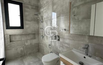 Ortaköy Bölgesinde Satılık 2+1 Türk Koçanlı Daire !!!