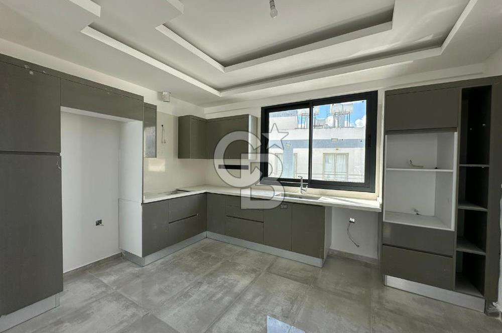 Ortaköy Bölgesinde Satılık 2+1 Türk Koçanlı Daire !!!