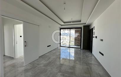 Ortaköy Bölgesinde Satılık 2+1 Türk Koçanlı Daire !!!