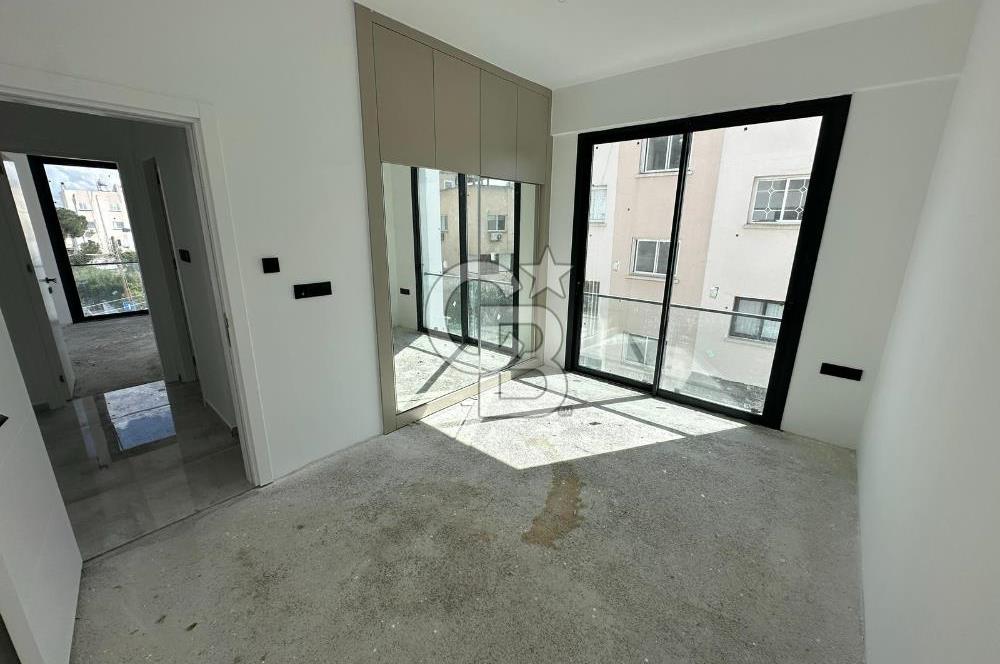 Ortaköy Bölgesinde Satılık 2+1 Türk Koçanlı Daire !!!