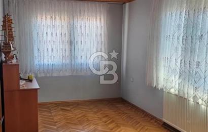 Kartal Atalarda Satılık 3+1 Geniş Özel Daire