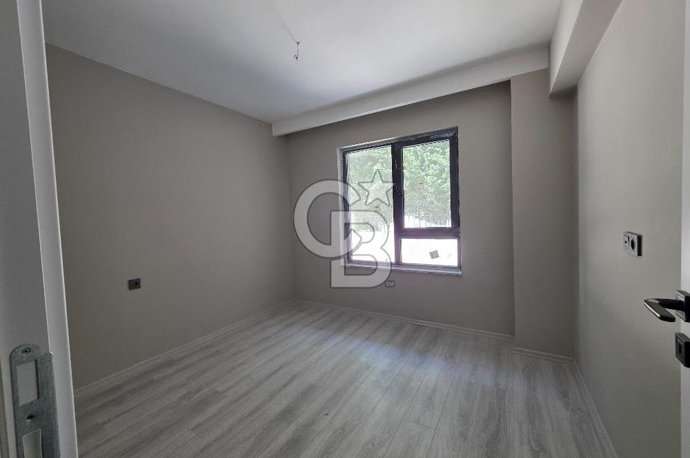 Gökdemir Gold Sitesi'nde Gültepe Cadde üzeri 1+1 Sıfır Satılık Arakat