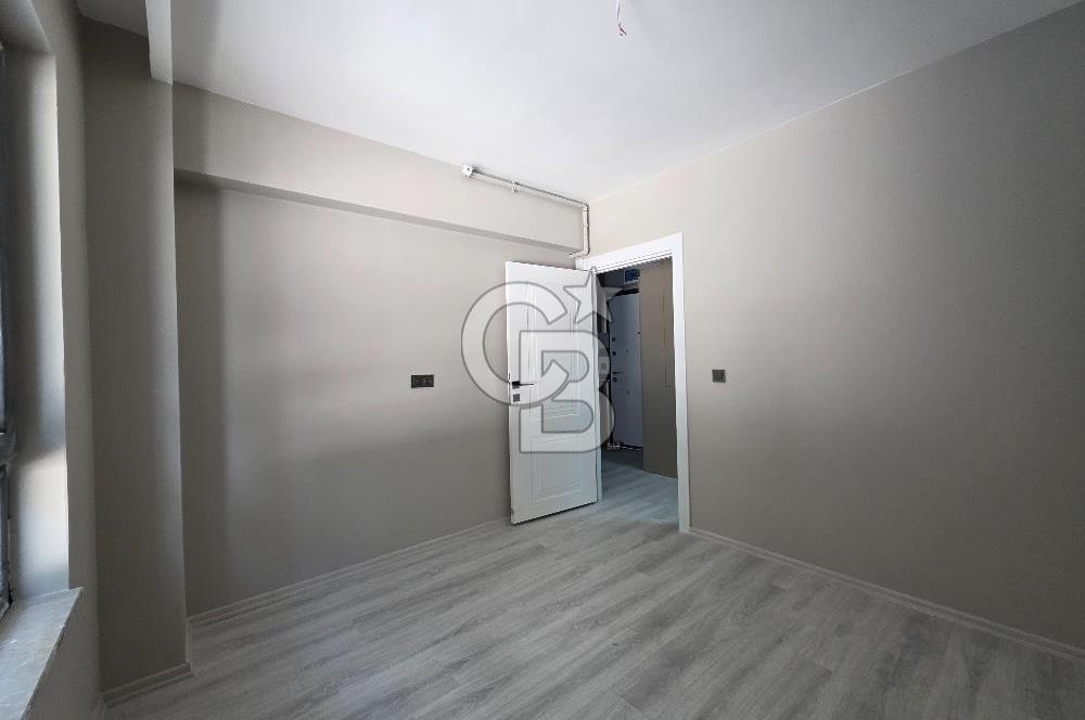 Gökdemir Gold Sitesi'nde Gültepe Cadde üzeri 1+1 Sıfır Satılık Arakat