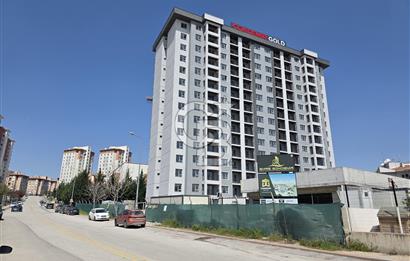 Gökdemir Gold Sitesi'nde Gültepe Cadde üzeri 1+1 Sıfır Satılık Arakat