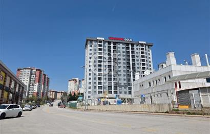 Gökdemir Gold Sitesi'nde Gültepe Cadde üzeri 1+1 Sıfır Satılık Arakat