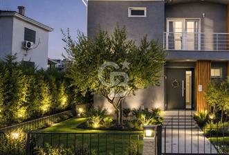 VİLLAKENT'TE FULL TADİLATLI EMSALSİZ 4+1 SATILIK TRİPLEKS VİLLA - 1 - 345352