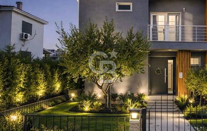 VİLLAKENT'TE FULL TADİLATLI EMSALSİZ 4+1 SATILIK TRİPLEKS VİLLA