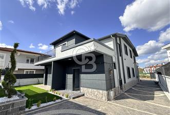 CB AKADEMİ KARTEPE SARIMEŞE BUTİK SİTE SATILIK 4+1 SIFIR VİLLA - 1 - 345368