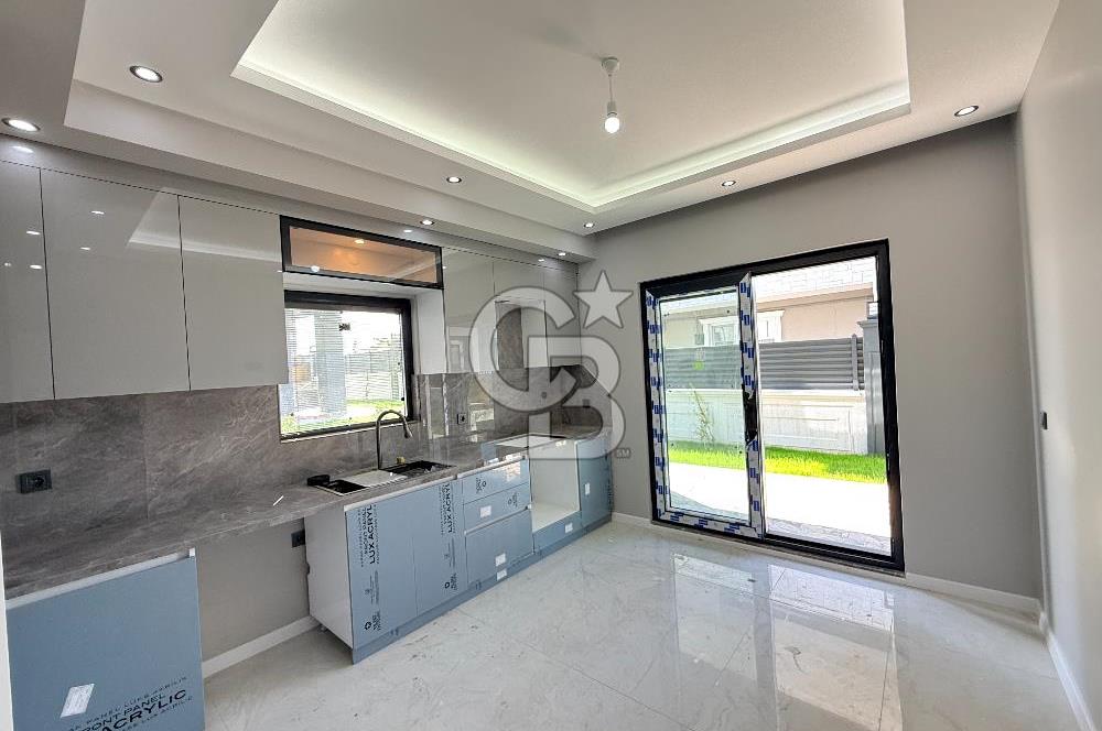 CB AKADEMİ KARTEPE SARIMEŞE BUTİK SİTE SATILIK 4+1 SIFIR VİLLA