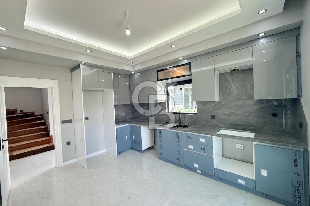 CB AKADEMİ KARTEPE SARIMEŞE BUTİK SİTE SATILIK 4+1 SIFIR VİLLA