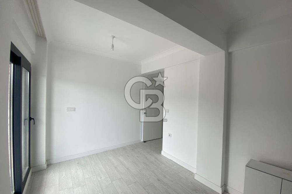 Yenifoça Gencelli Merkezi Konumda Kiralık 2+1 Daire