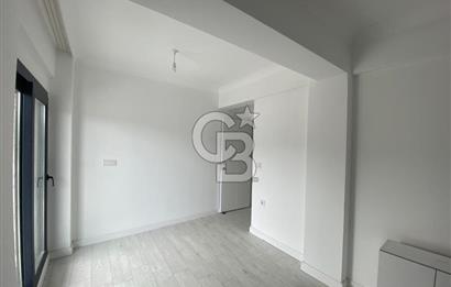 Yenifoça Gencelli Merkezi Konumda Kiralık 2+1 Daire