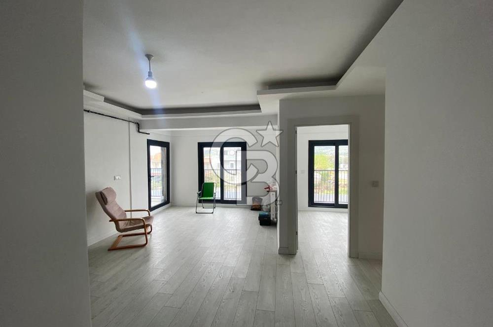 Yenifoça Gencelli Merkezi Konumda Kiralık 2+1 Daire