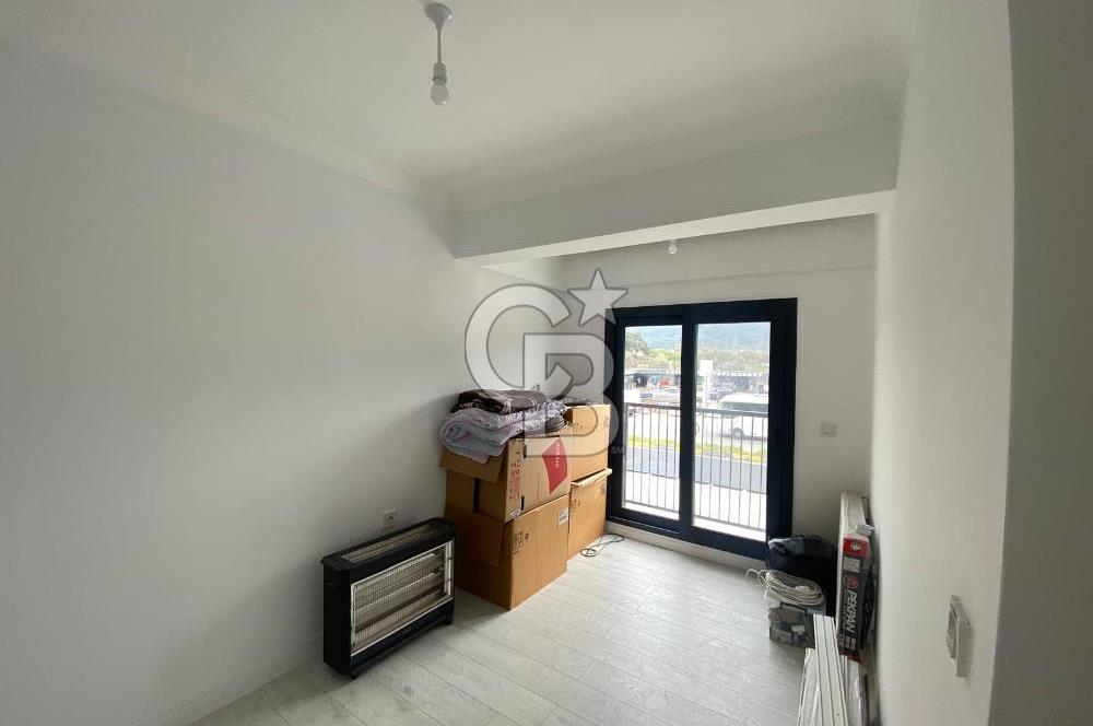 Yenifoça Gencelli'de 2+1 Kiralık Daire