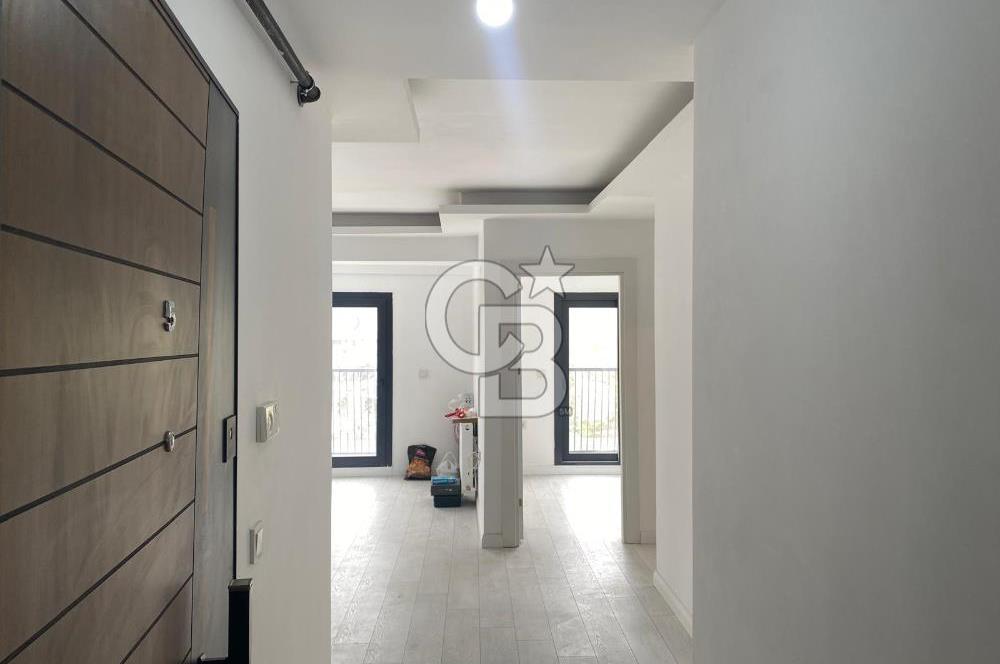 Yenifoça Gencelli Merkezi Konumda Kiralık 2+1 Daire