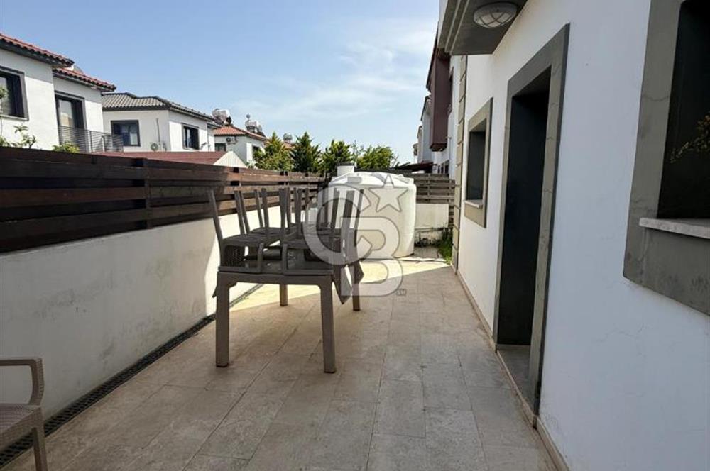 Yenikent Bölgesinde Satılık 3+1 Türk Koçanlı Villa !!!