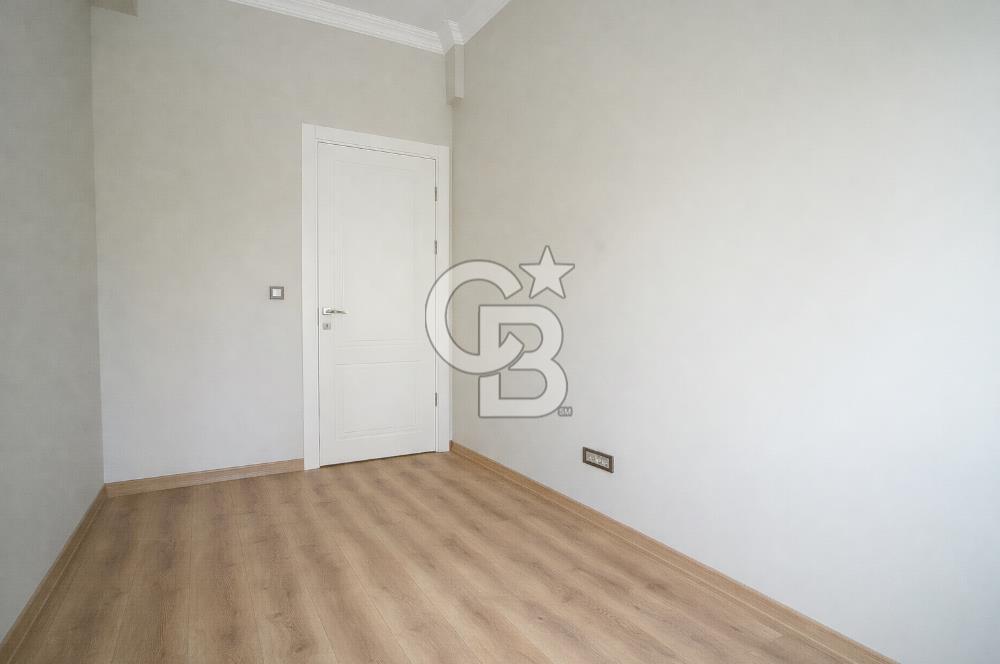 KOZYATAĞI İNÖNÜ CADDESİ ÜZERİNDE İŞYERİ VE KONUTA UYGUN SIFIR 3+1 SATILIK DAİRE