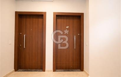 KOZYATAĞI İNÖNÜ CADDESİ ÜZERİNDE İŞYERİ VE KONUTA UYGUN SIFIR 3+1 SATILIK DAİRE