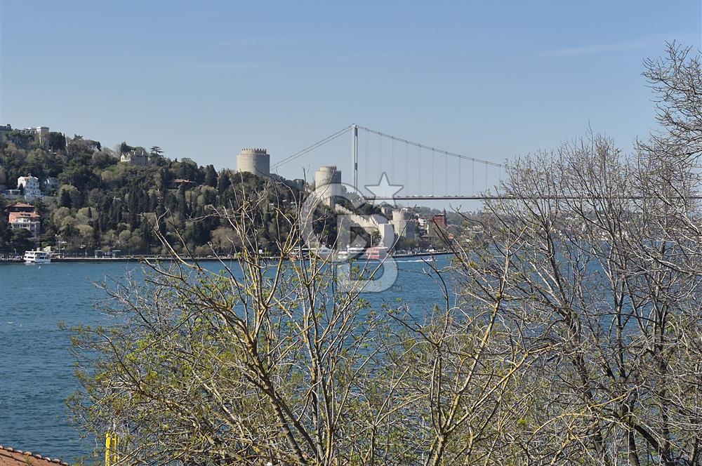 Kandilli Sahilde Satılık 4 katlı Yol Yalısı