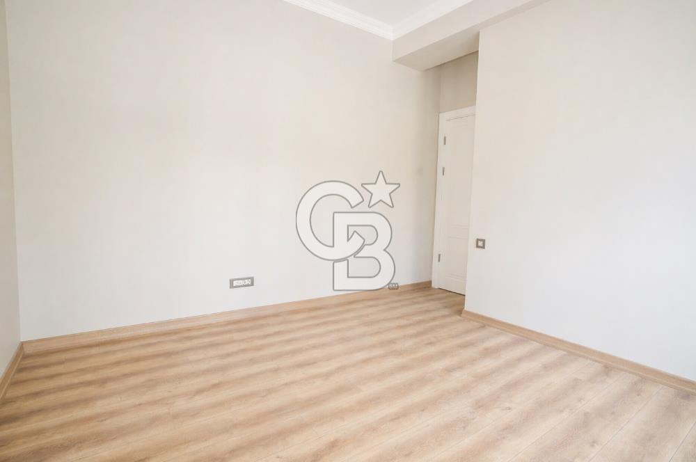 KOZYATAĞI İNÖNÜ CADDESİ ÜZERİNDE İŞYERİ VE KONUTA UYGUN SIFIR 3+1 SATILIK DAİRE