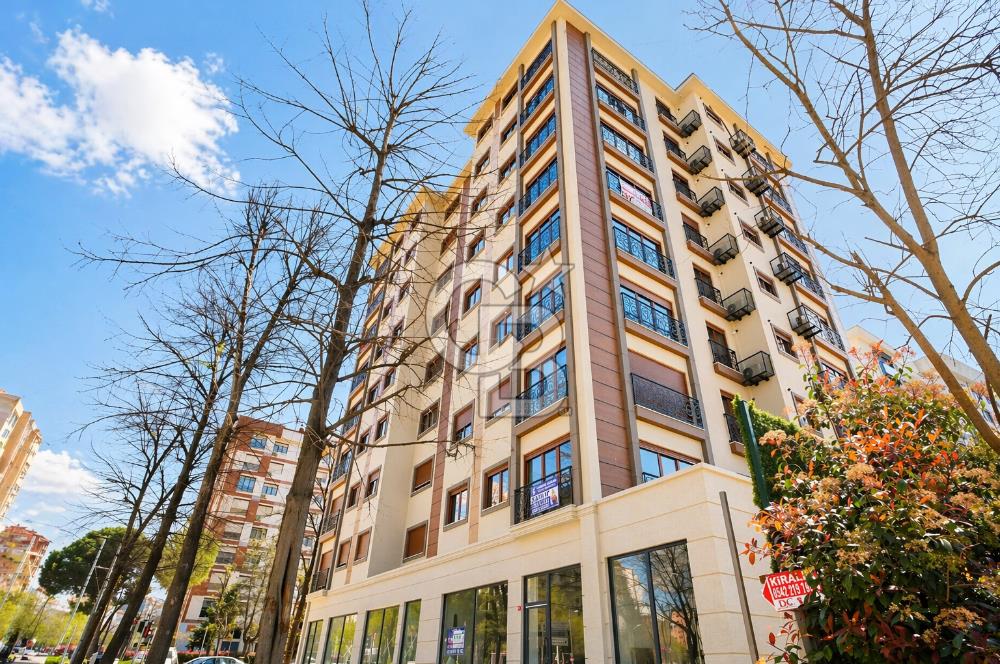 KOZYATAĞI İNÖNÜ CADDESİ ÜZERİNDE İŞYERİ VE KONUTA UYGUN SIFIR 3+1 SATILIK DAİRE