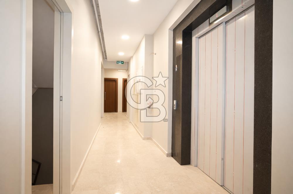 KOZYATAĞI İNÖNÜ CADDESİ ÜZERİNDE İŞYERİ VE KONUTA UYGUN SIFIR 3+1 SATILIK DAİRE