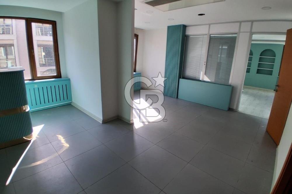 Pendik Batı mah kiralık 2+1 iş hanı katı 80 m2 net iskanlı ofis