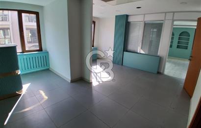 Pendik Batı mah kiralık 2+1 iş hanı katı 80 m2 net iskanlı ofis