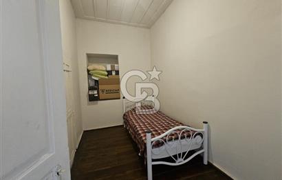 Ayvalık Fethiye Mahallesinde Satılık 3+1 Rum Evi