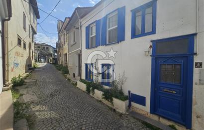 Ayvalık Fethiye Mahallesinde Satılık 3+1 Rum Evi