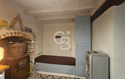 Ayvalık Fethiye Mahallesinde Satılık 3+1 Rum Evi