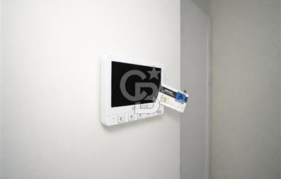 KOZYATAĞI İNÖNÜ CADDESİ ÜZERİNDE İŞYERİ VE KONUTA UYGUN SIFIR 3+1 SATILIK DAİRE