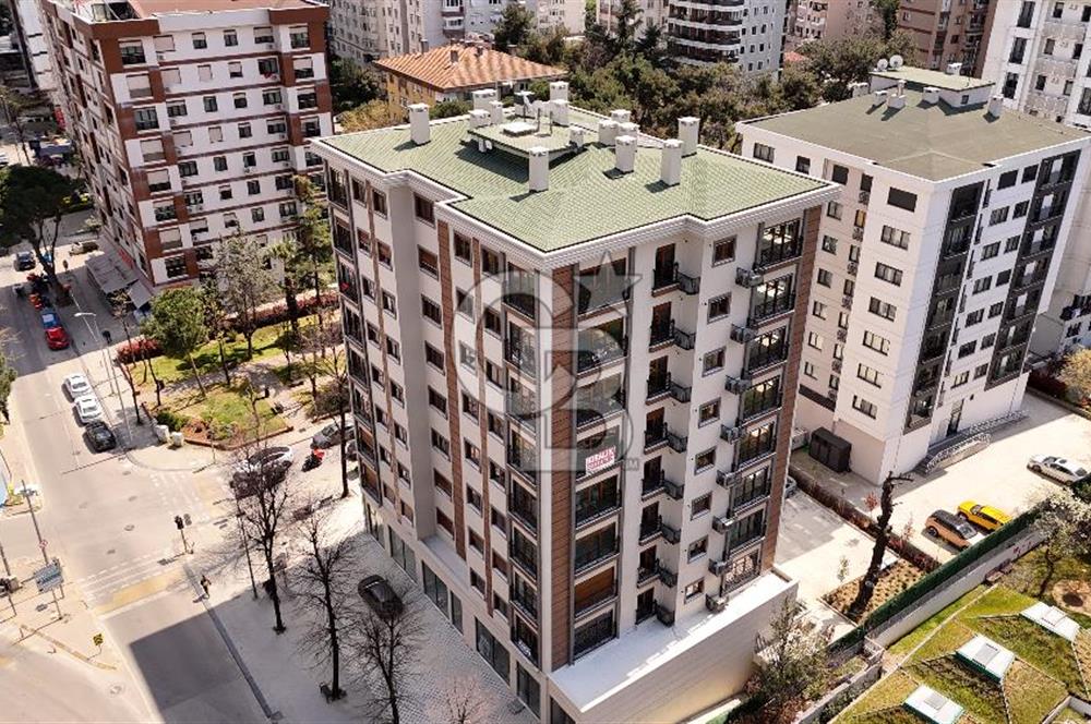 KOZYATAĞI İNÖNÜ CADDESİ ÜZERİNDE İŞYERİ VE KONUTA UYGUN SIFIR 3+1 SATILIK DAİRE