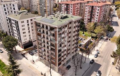 KOZYATAĞI İNÖNÜ CADDESİ ÜZERİNDE İŞYERİ VE KONUTA UYGUN SIFIR 3+1 SATILIK DAİRE