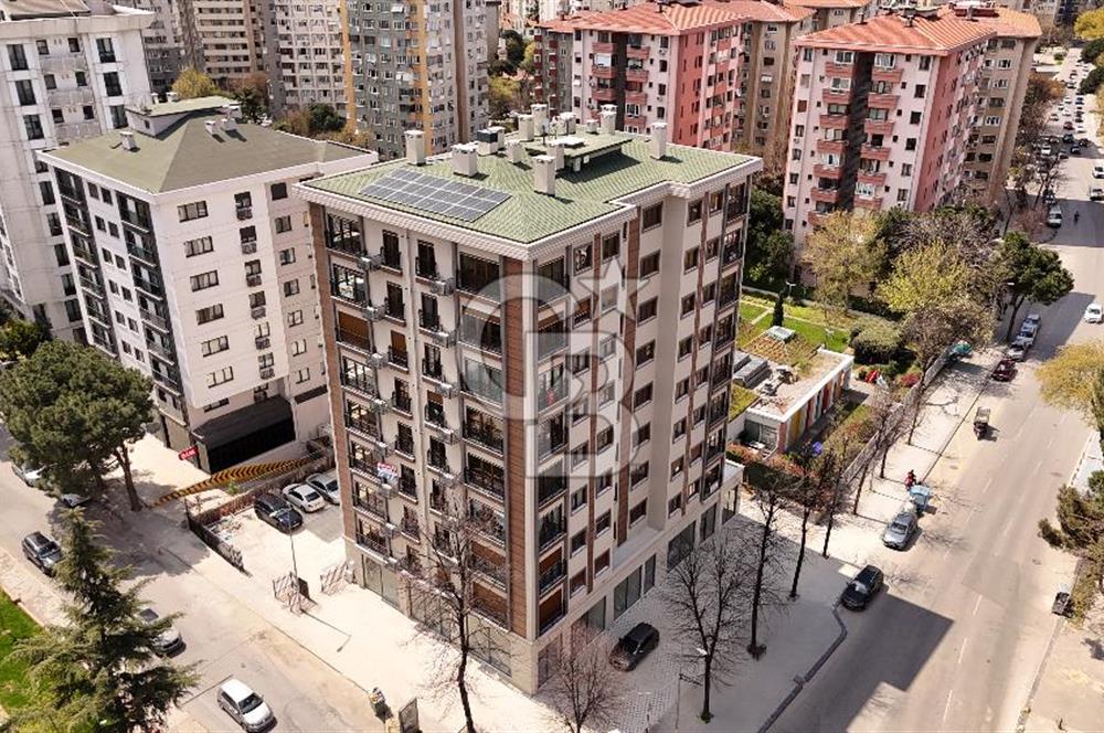 KOZYATAĞI İNÖNÜ CADDESİ ÜZERİNDE İŞYERİ VE KONUTA UYGUN SIFIR 3+1 SATILIK DAİRE