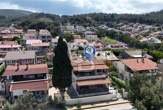 Urla Şirinkent'te Öztuncer Sitesinde Satılık 5+2 Villa - 1 - 343667